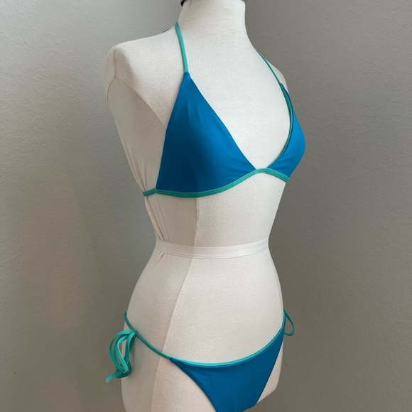 L*SPACE Bikini 2 pcs- ‘Two Tone’ Lily Itsy Bottom + Itty Triangle Top - Picture 12 of 16